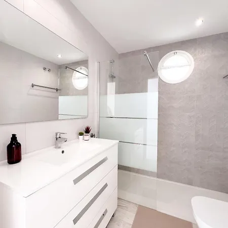 Villa Malibu Cerca De Puerto Banus Por Douvlecom *